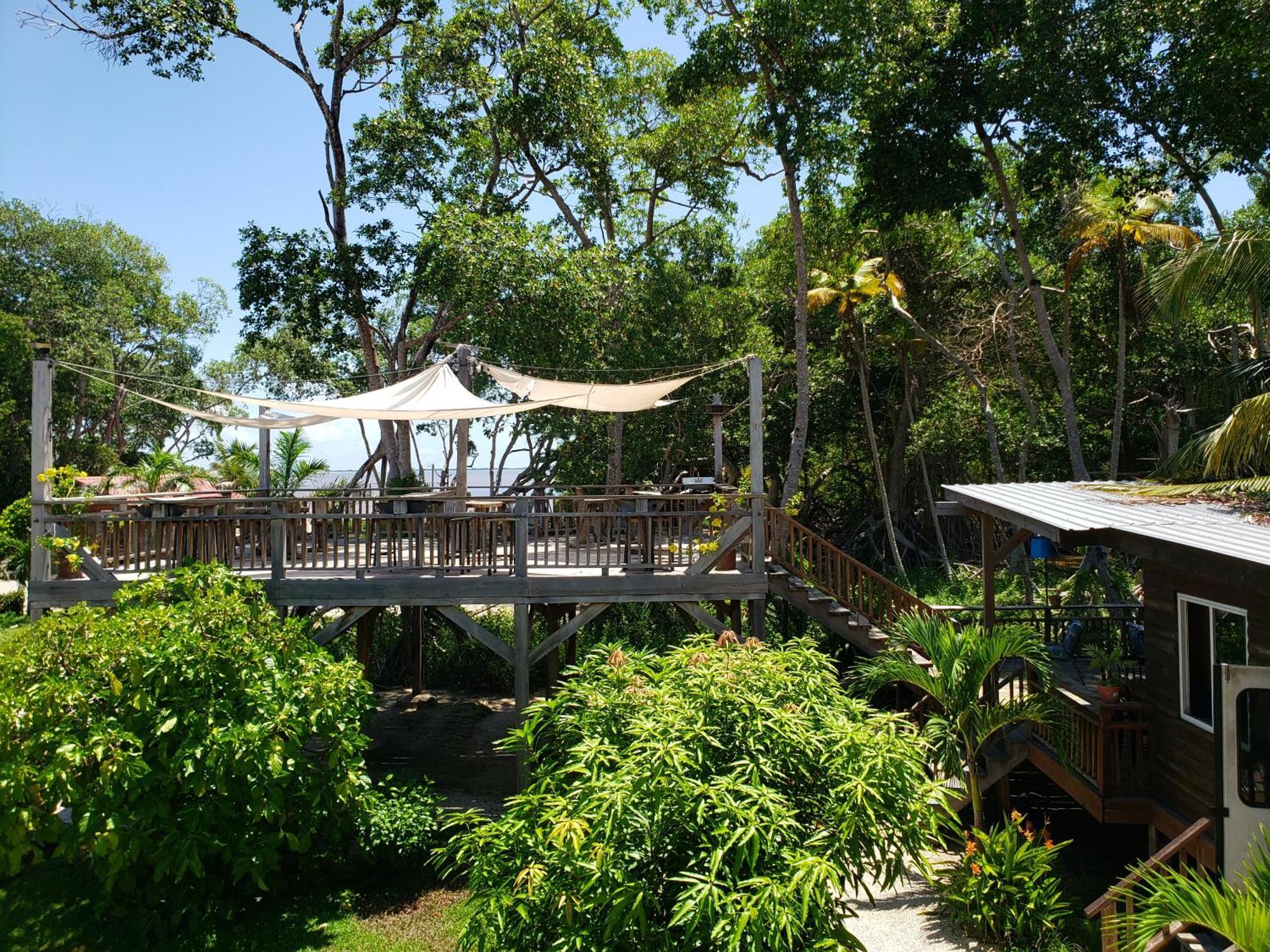 Seaside Chateau Resort เบลีซซิตี้ ภายนอก รูปภาพ